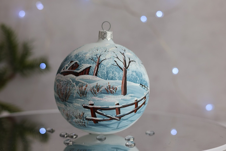 Новогодний шар на елку Santa Shop Дом на холме Голубой/Белый 10 см ...