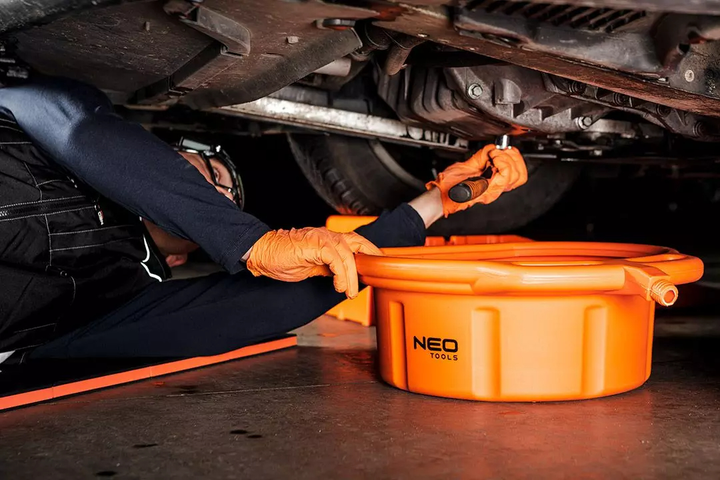Miska do zlewania oleju NEO Tools 16 l 10-800 (5907558495799) - obraz 6