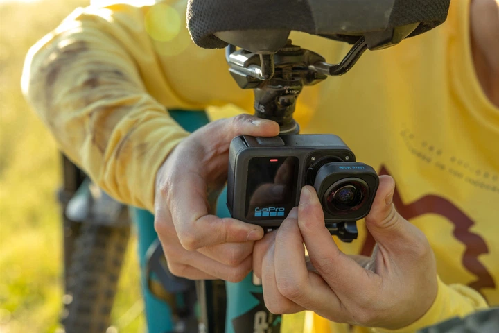 Модуль об'єктива GoPro Ultra Wide Lens Mod для GoPro HERO13 Black (AEWAL-001) - зображення 18