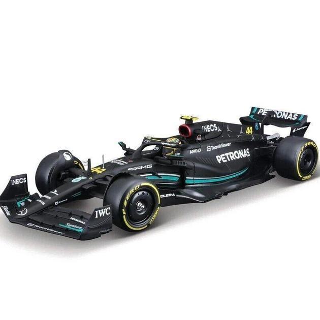 Коллекционная Модель Bburago F1 Mercedes-AMG PETRONAS W14 E