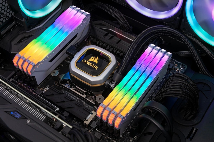 Pamięć RAM Corsair DDR4-2933 32768MB PC4-23400 (Kit of 2x16384) Vengeance RGB Pro Black (CMW32GX4M2Z2933C16) - obraz 5