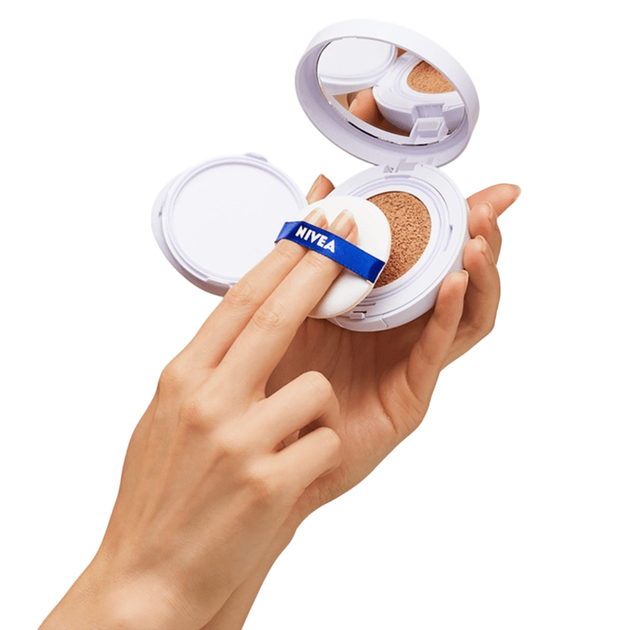 Кушон зволожуючий Nivea Hyaluron Cellular Filler Cushion 3in1 SPF15 відтінок 01 15 г - зображення 2