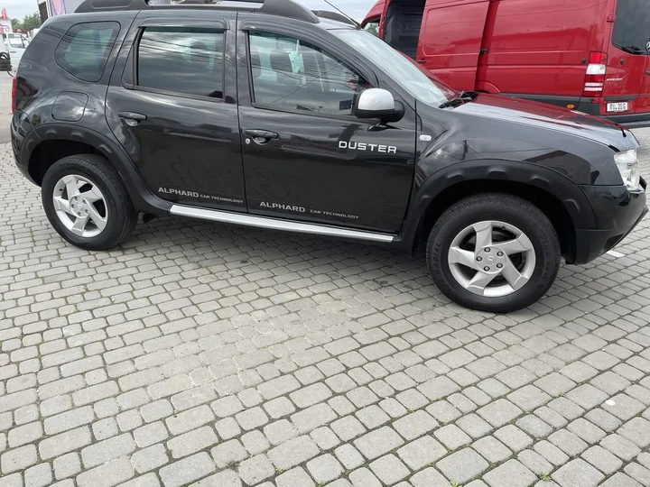 Накладки на арки для Renault Duster 2008-2018 ABS 8 шт - изображение 8