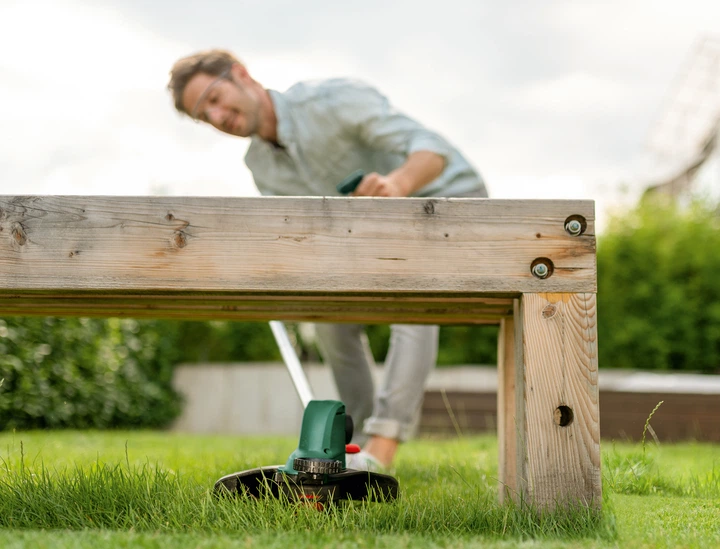 Акумуляторна ручна газонокосарка Bosch UniversalGrassCut 18V-260 1 x акумулятор 2.0 Ah/Зарядний пристрій (06008C1D03) - зображення 6