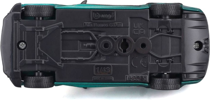 Metalowy model samochodu Bburago Alfa Romeo GTAm 87 1:43 (4893993383078) - obraz 9