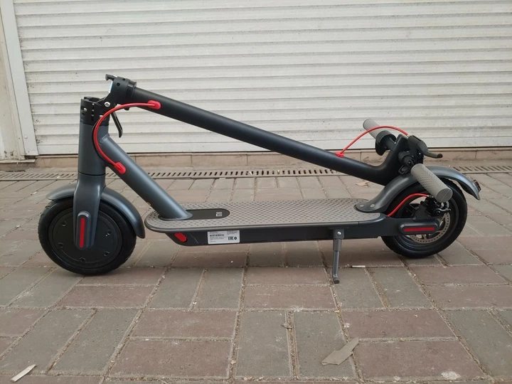 ROZETKA | Електросамокат Mi Electric Scooter M365 (500W