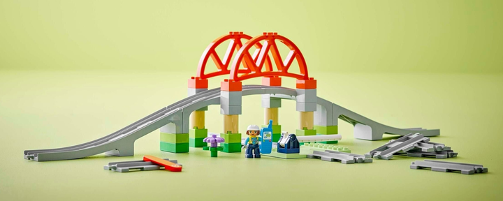 Конструктор LEGO DUPLO Міст і залізничні колії-додатковий набір 42 деталі (10426) - зображення 7