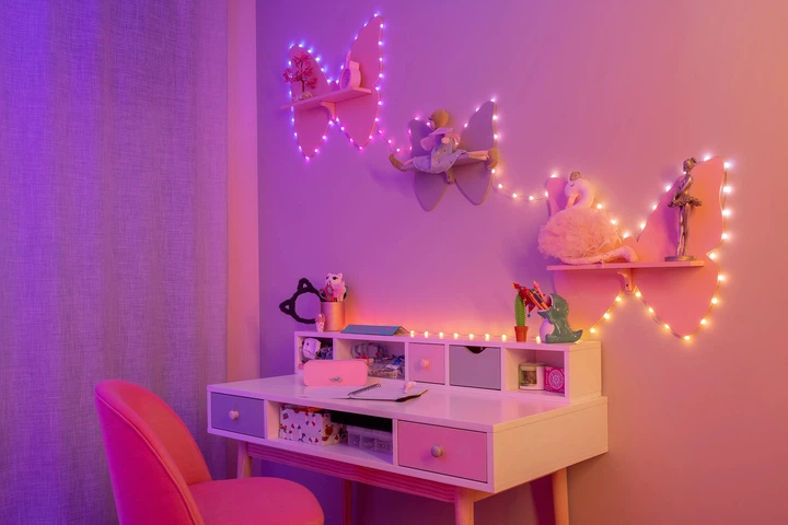 Світлодіодна Smart LED гірлянда Twinkly Candies Heart RGB 100 IP20 6 м USB-C кабель Прозорий (TWKH100RGB-T) - зображення 13