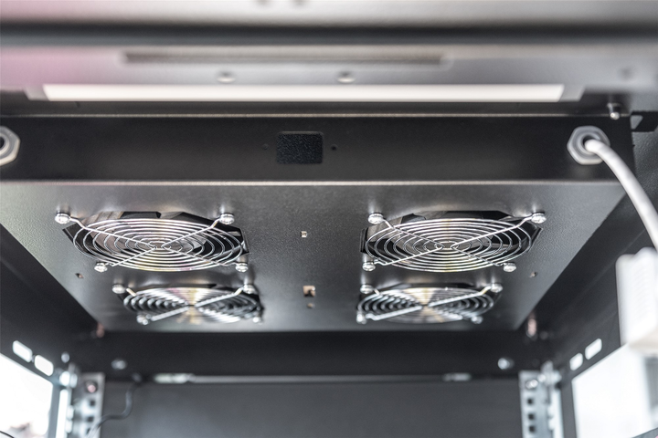 Sufitowa jednostka chłodząca do szaf serwerowych Digitus Unique & Varioflex-N 4 x Fans Black (DN-19 FAN-4-B-N) - obraz 5