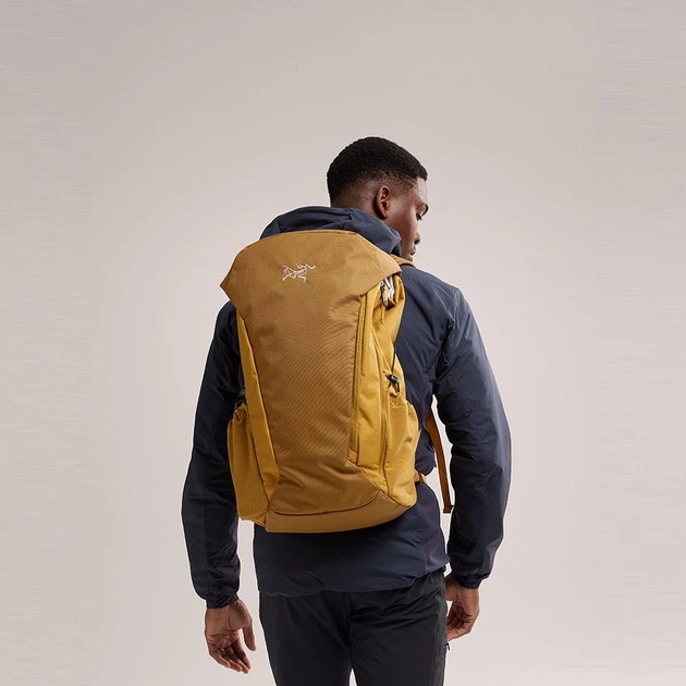 Рюкзак Arc'teryx Mantis 30 Backpack, цвет Relic/Yukon, Unisex, 30L - изображение 3