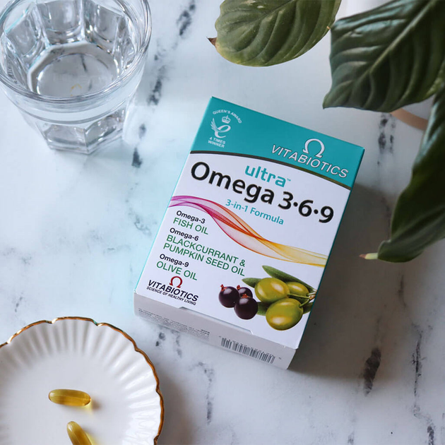 Дієтична добавка Vitabiotics Ultra Omega 3 6 9 омега-кислоти 60 капсул (5021265245611) - зображення 4