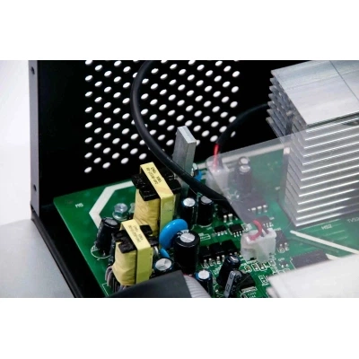 Сонячний інвертор Must PV18-3224VPM, 3200W, 24V (PV18-3224VPM) - Фото 3 Сонячний інвертор Must PV18-3224VPM, 3200W, 24V (PV18-3224VPM) - зображення 3