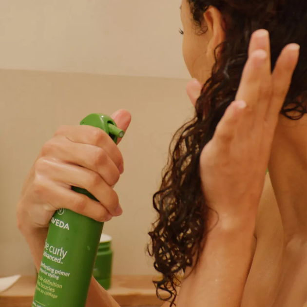 Спрей для кучерявого волосся Aveda Be Curly Advanced Curl Perfecting Primer 200 мл (18084053683) - зображення 4