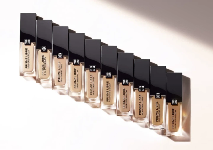 Тональная основа для лица Givenchy Prisme Libre Skin-Caring Glow Foundation 3-W245 - изображение 5