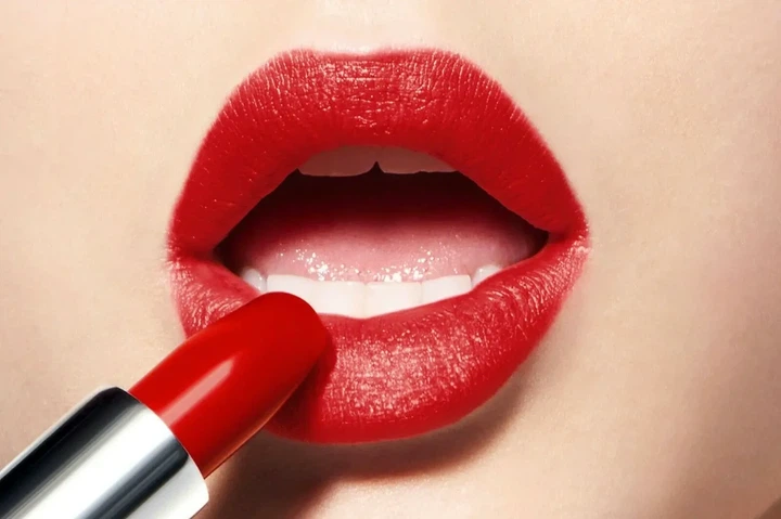 Помада для губ Dior Rouge Dior Satin 080 — Red Smile - зображення 5