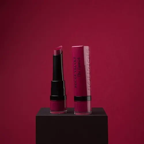 Помада для губ Bourjois Paris Rouge Velvet Lipstick 07 — Joli carmin'ois - зображення 6