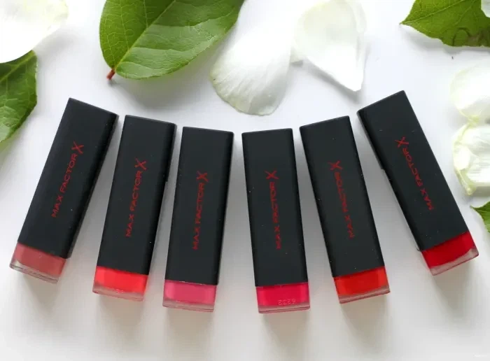 Помада для Губ Max Factor Colour Elixir Matte 35 Love 4 Г - Фото 5 Помада для Губ Max Factor Colour Elixir Matte 35 Love 4 Г - зображення 5