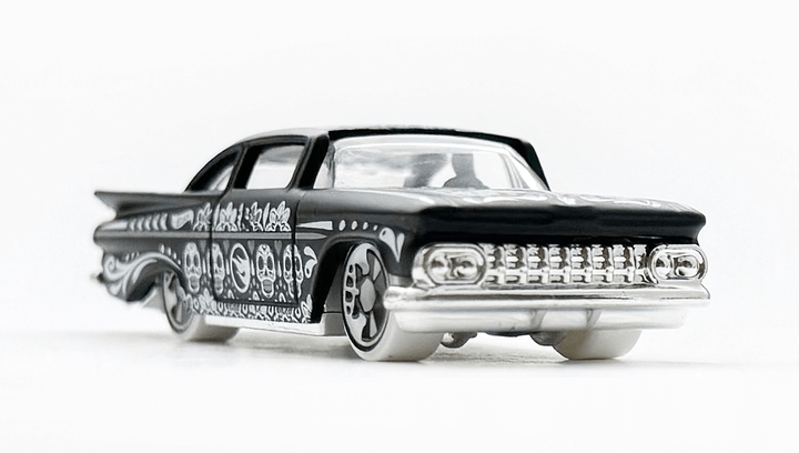 Машинка Базовая Hot Wheels '58 Chevy Impala Treasure Hunts
