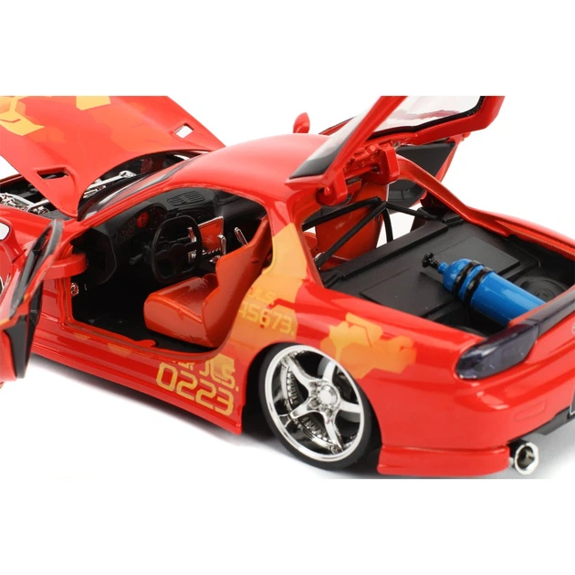 Машинка Мазда РХ-7 Форсаж 1:24 Fast and Furious Mazda RX-7 Jada