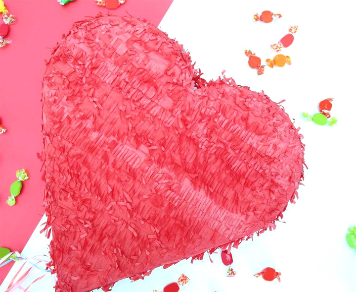 Piniata Godan Serce 45 x 45 cm Czerwona (5902973149913) - obraz 3
