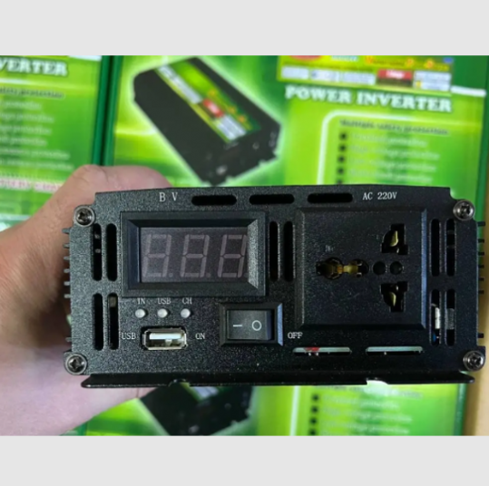 Перетворювач напруги інвертор 3200W, 12/220V, із зарядним пристроєм 8 Аmps, інвертор для авто і дому - зображення 4