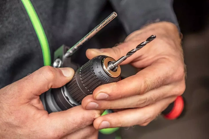 Wiertarka udarowa Graphite 13 mm 550 W 58G725 (5902062024268) - obraz 7