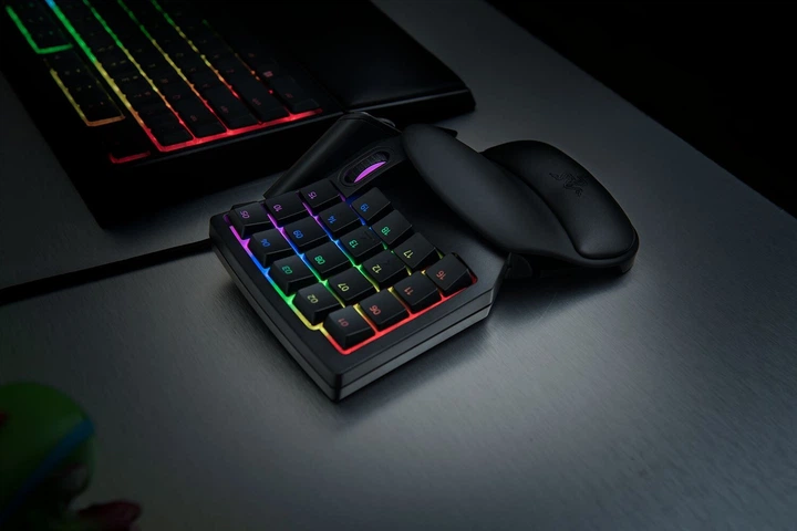 Клавиатура проводная Razer Tartarus V2 (RZ07-02270100-R3M1) – фото