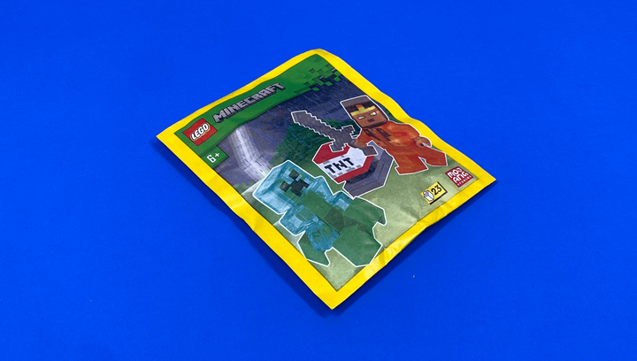 Конструктор Lego Фігурка Hero with Charged Creeper Paper Bag Minecraft 662406 min180 - изображение 2