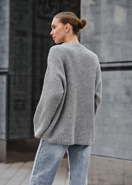 Жіноча В'язана Кофта Стаф Сіра Однотонна З Ведмедиком Оверсайз