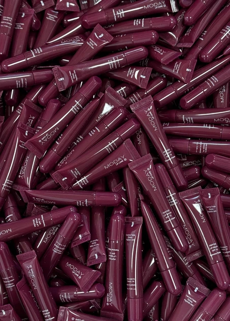 Бальзам для губ MODAY Femme Fatale Peptides Lips, 10 мл Бургунди - изображение 7