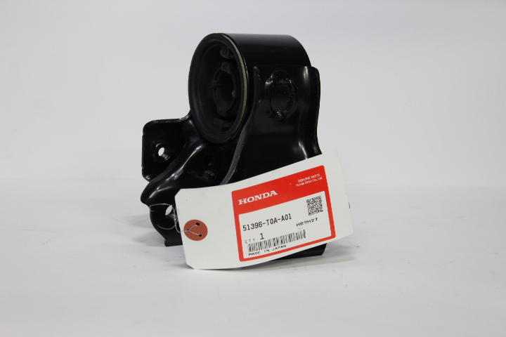 Сайлентблок переднего нижнего рычага L HONDA 51396-T0A-A01 Honda (51396T0AA01) - изображение 2