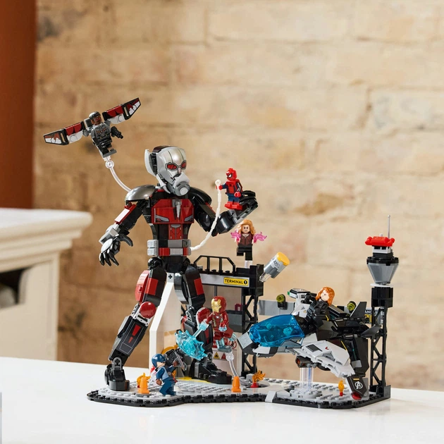 Конструктор LEGO Marvel Перший месник: Протистояння