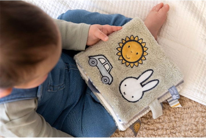 Книжечка Tiamo Miffy Fluffy Activites Green (8713291669246) - зображення 5