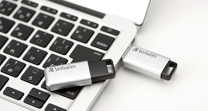 Pendrive USB Verbatim Secure Pro 32GB USB 3.2 Gen1 Silver/Black (0023942986652) - obraz 3