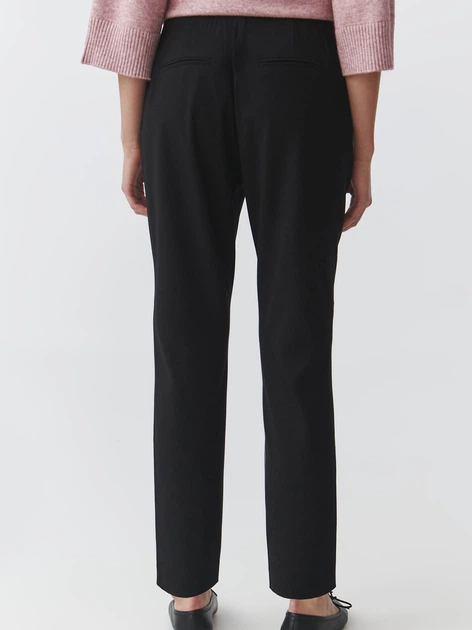 Spodnie damskie Tatuum Olia T2501.150 44 Czarne (5900142391187) - obraz 2