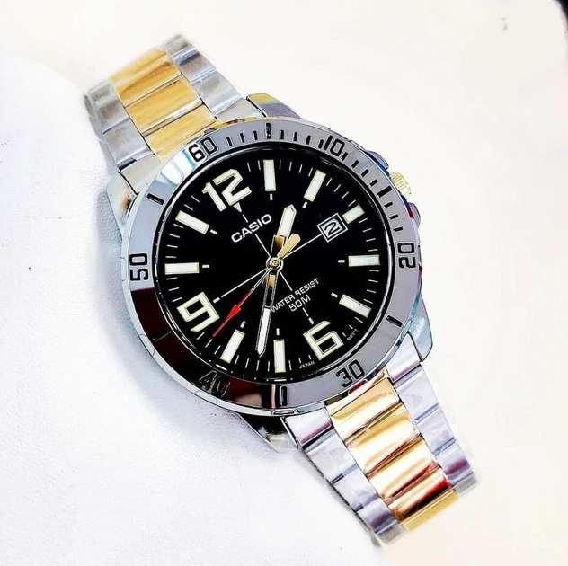 Часы наручные Casio MTP-VD01SG-1B, выполнены в цветовой гамме серебро/золото. - изображение 5