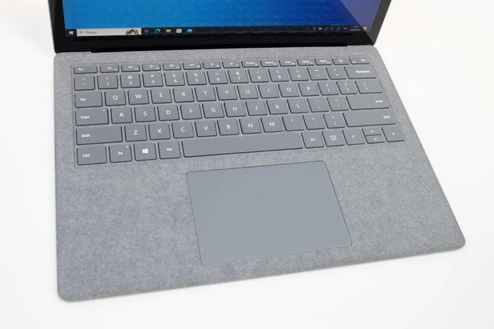 Ультатонкий ноутбук Microsoft Surface Laptop 4 i7-1185G7 16RAM 512SSD QHD IPS 13,5” Б/У - изображение 2