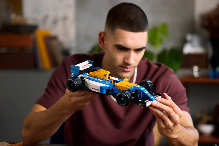 Конструктор LEGO Icons Williams Racing FW14B і Найджел Менселл 799 елементів (10353) - зображення 11