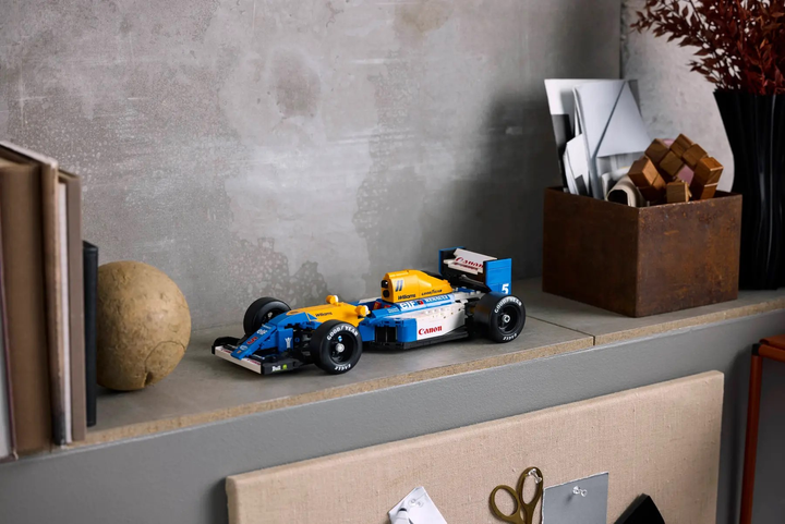 Конструктор LEGO Icons Williams Racing FW14B і Найджел Менселл 799 елементів (10353) - зображення 12