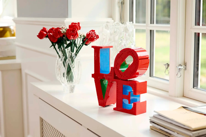 Zestaw klocków LEGO Art Robert Indiana LOVE 791 element (31214) - obraz 10