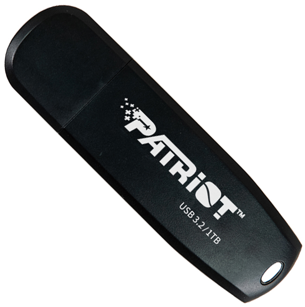 Фото - USB-флешка Patriot Memory Флеш пам'ять USB Patriot Xporter Core 1TB USB 3.2 Gen1 Black  (PSF1TBXRB3U)