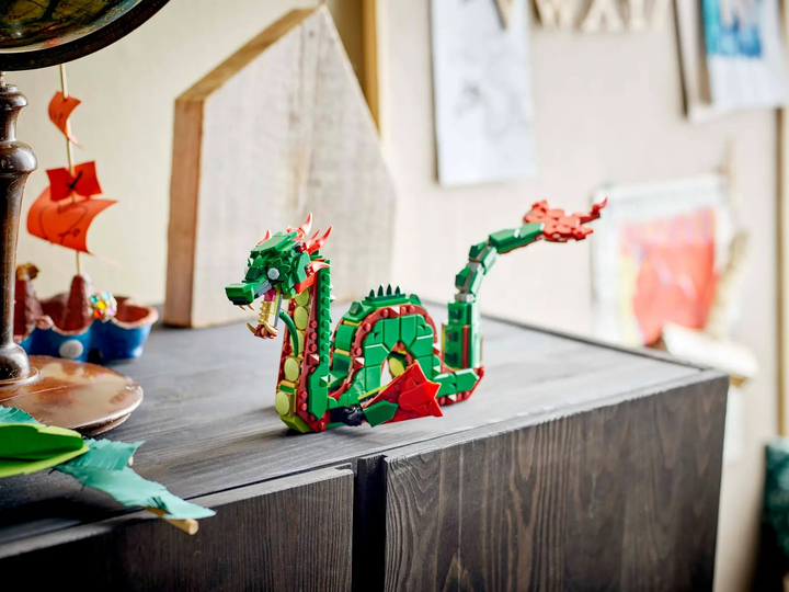 Zestaw klocków LEGO Creator 3 w 1 Średniowieczny smok 715 elementów (31161) - obraz 11