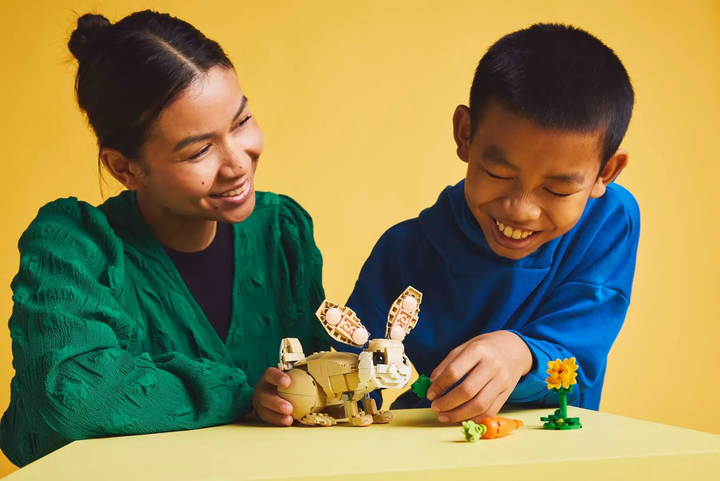 Конструктор LEGO Creator 3 в 1 Симпатичний зайчик 326 елементів (31162) - зображення 11