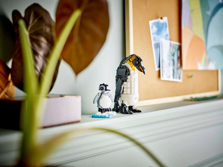 Zestaw klocków LEGO Creator 3 w 1 Dzikie zwierzęta: Rodzina pand 626 elementów (31165) - obraz 11
