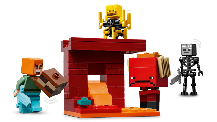 Конструктор LEGO Minecraft Битва з лавою у Незері 99 елементів (21266) - зображення 5
