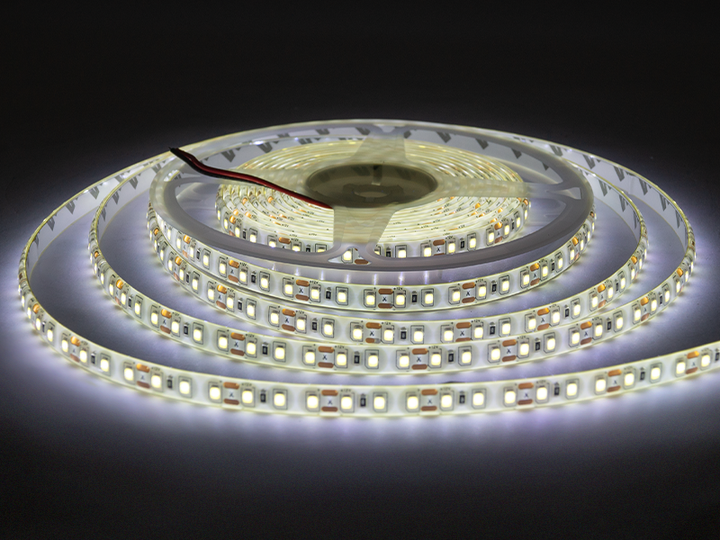 Світлодіодна стрічка 1 м MTK SMD3528 120 LED 12В 9.6Вт IP65 холодний білий (MTK-600W-F-SMD3528-12) - зображення 2