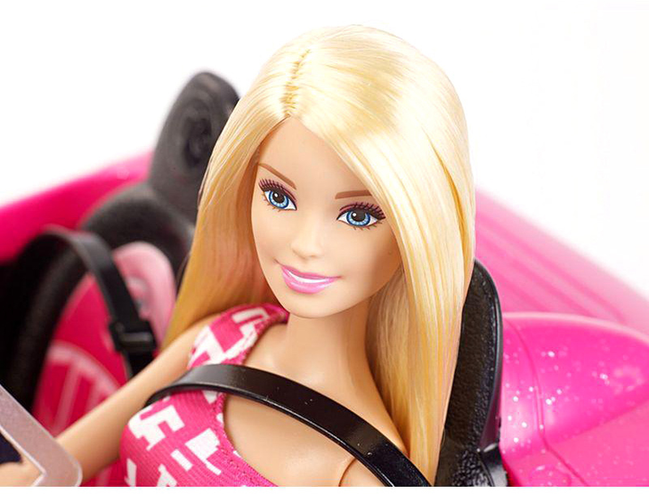 Lalka z akcesoriami Mattel Barbie w kabriolecie (6947731055340) - obraz 4