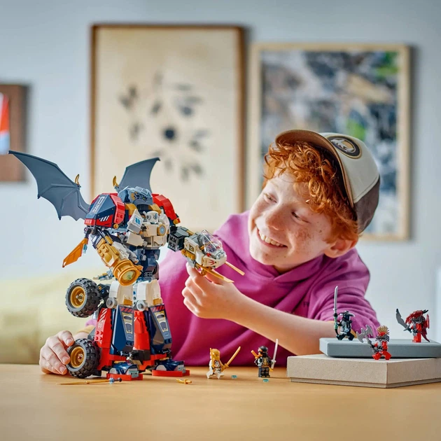 Конструктор LEGO Ninjago 4 в 1 Ультраобъединительный робот Зейна