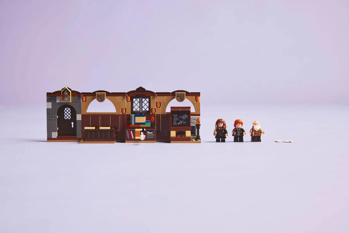 Конструктор LEGO Harry Potter Замок Гоґвортс: Уроки заклинань і  чарів 204 елементи (76442) - зображення 14