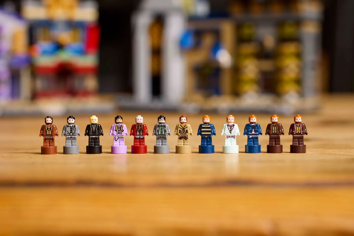 Zestaw klocków LEGO Harry Potter Magiczne sklepy na Ulicy Pokątnej 2750 elementów (76444) - obraz 8